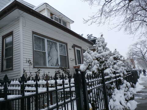 Marmora, CHICAGO, IL 60639