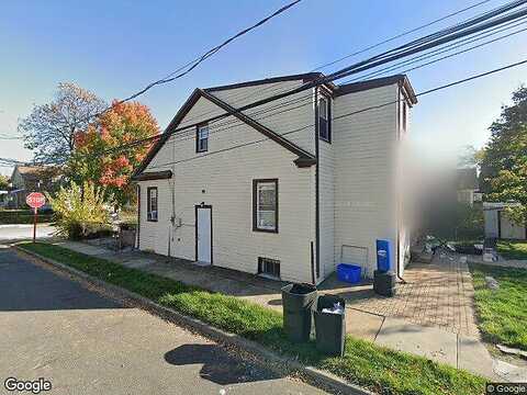 N Columbus Avenue, Freeport, NY 11520