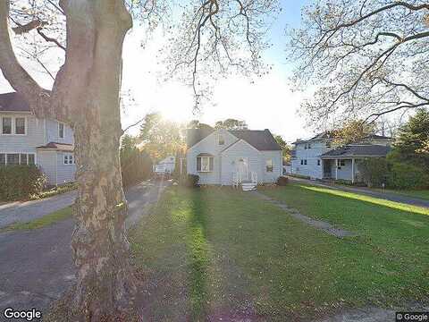 Newton, RIVERHEAD, NY 11901