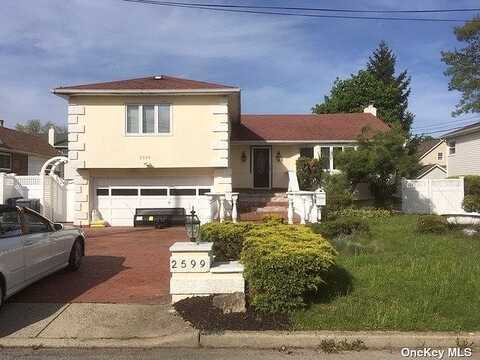 Orr, MERRICK, NY 11566