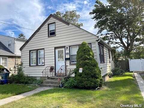 Debevoise, ROOSEVELT, NY 11575