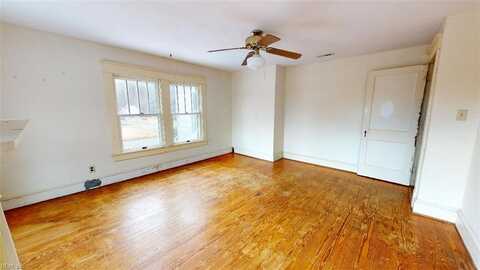 Horn Harbor, NEW POINT, VA 23125