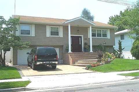 Beach, MERRICK, NY 11566