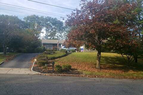 Hill, PORT JEFFERSON, NY 11777