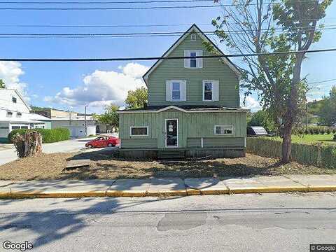 32 -32 1/2 Berlin Street, Barre, VT 05641