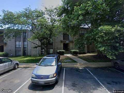 Huntley Square Dr #A-1, TEMPLE HILLS, MD 20748