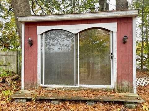 Winthrop, BRAINTREE, MA 02184