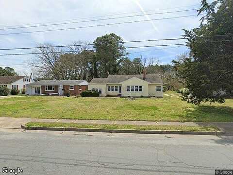 Cherrystone Rd, Cheriton, VA 23316