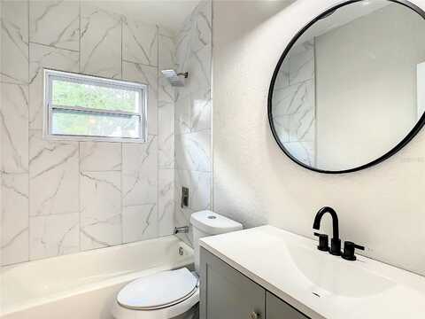 Shirley, APOPKA, FL 32703