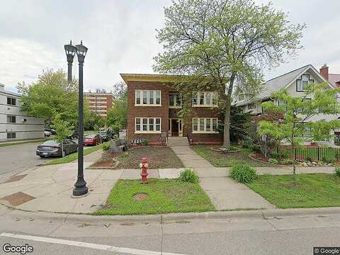 Lyndale, MINNEAPOLIS, MN 55409