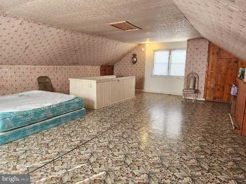 Moravia, BALTIMORE, MD 21206