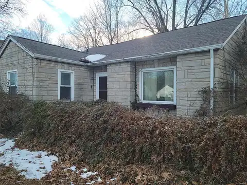 Alby, ALTON, IL 62002