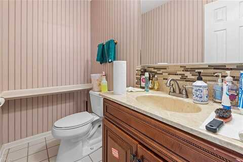 Downing, CHESAPEAKE, VA 23322