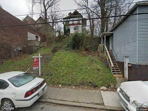 N State St, Clairton, PA 15025