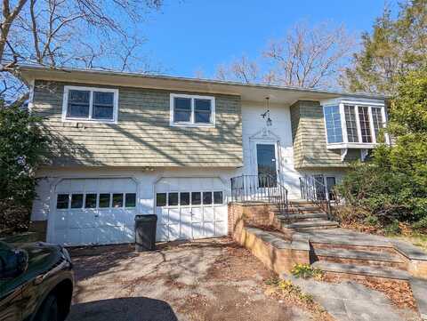 Joyce, RIVERHEAD, NY 11901
