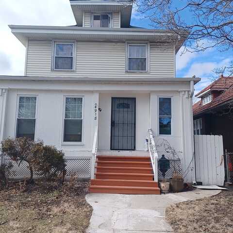 Christiana, CHICAGO, IL 60625
