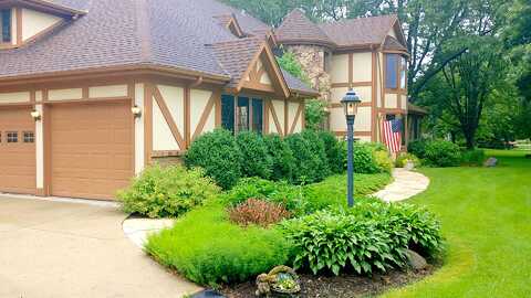 Carlisle, HAWTHORN WOODS, IL 60047