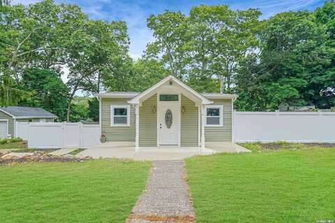 Highview, SELDEN, NY 11784