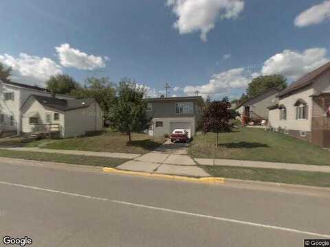 S Broadway St, Gilbert, MN 55741