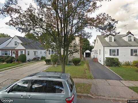 7Th, NEW HYDE PARK, NY 11040