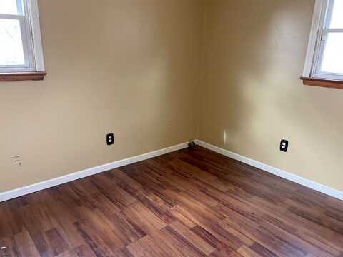 East, MILLVILLE, NJ 08332