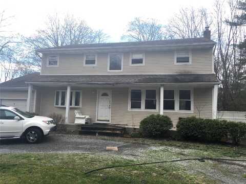 Lower, SMITHTOWN, NY 11787