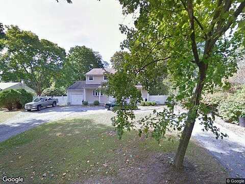 Lower, SMITHTOWN, NY 11787