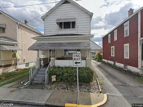 E Kennedy St, East Vandergrift, PA 15629