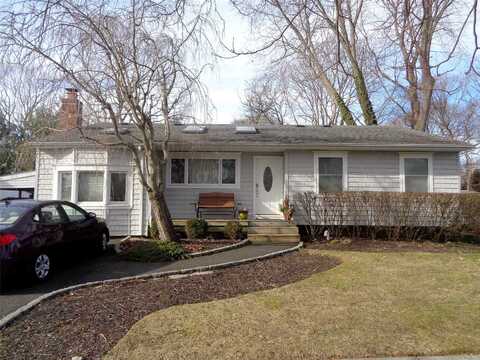 Bohemia, SAYVILLE, NY 11782