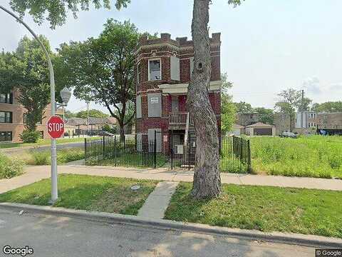 N Saint Louis Avenue, Chicago, IL 60624