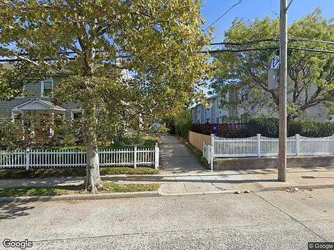 Henry, HEMPSTEAD, NY 11550