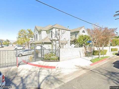 Bonnie, RESEDA, CA 91335