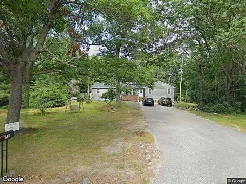 Oak, HALIFAX, MA 02338