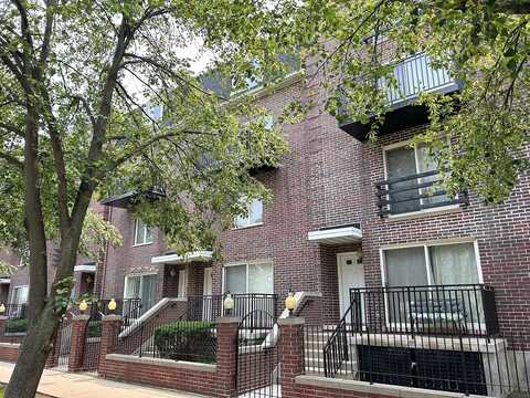 Pearson, DES PLAINES, IL 60016