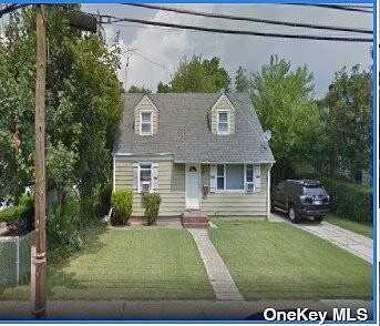 Thomas, HEMPSTEAD, NY 11550