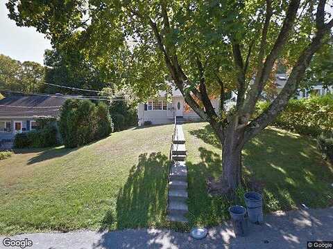 Parkway, PEEKSKILL, NY 10566