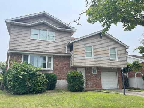 Woodoak, BALDWIN, NY 11510