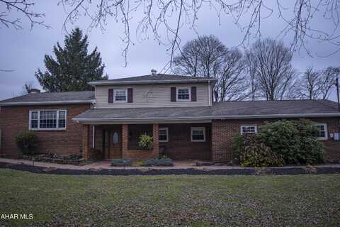 729 W Milton Street, Ebensburg, PA 15931