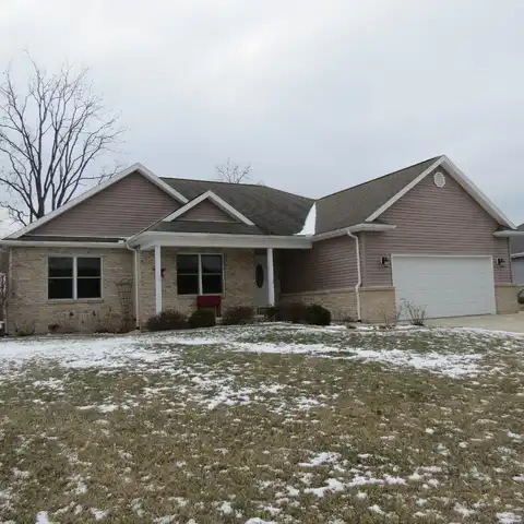 1045 Winter Ridge Drive, Sidney, OH 45365