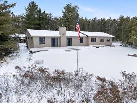 19435 Yarrup Lane, Millersburg, MI 49759