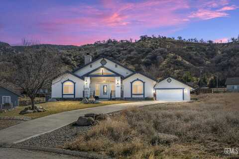 17621 Arlington Place, Tehachapi, CA 93561