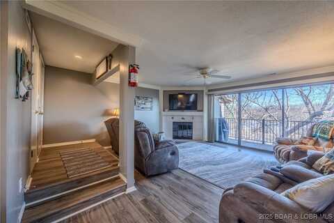 66 Waters Edge Ct 3B, Lake Ozark, MO 65049