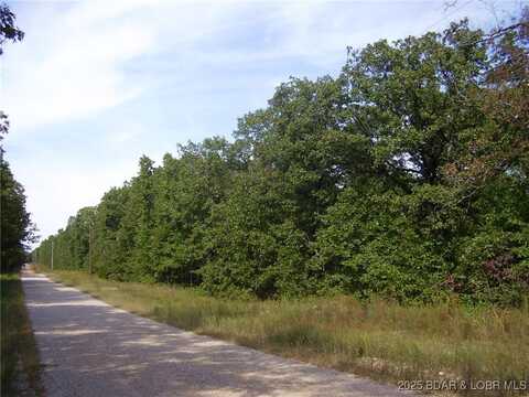 000 Geronimo Springs Road, Macks Creek, MO 65786