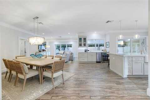 655 Park Shore, NAPLES, FL 34103