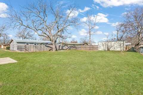 804 Highway St, Fredericksburg, TX 78624