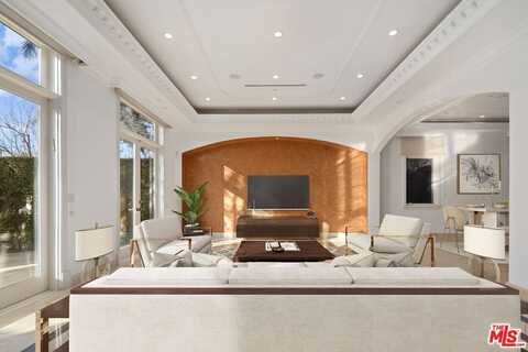 156 S Clark Dr, Beverly Hills, CA 90211