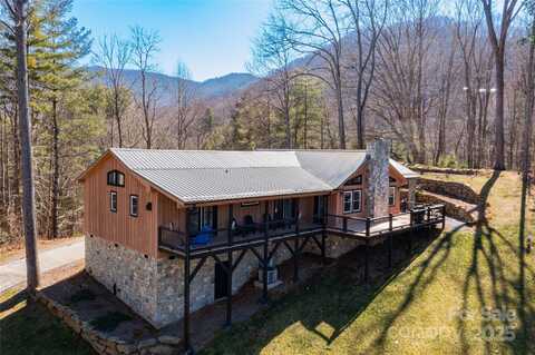 600 Pinewood Drive, Waynesville, NC 28786