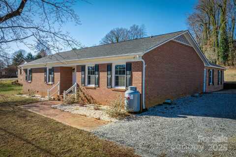 1505 Canterbury Place NE, Lenoir, NC 28645