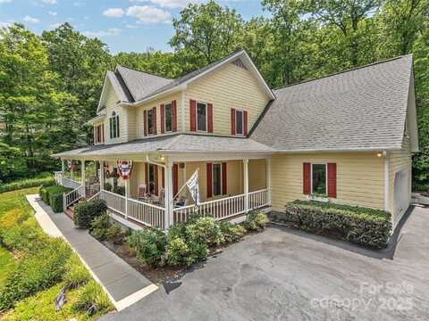 442 Heather Marie Drive, Hendersonville, NC 28792