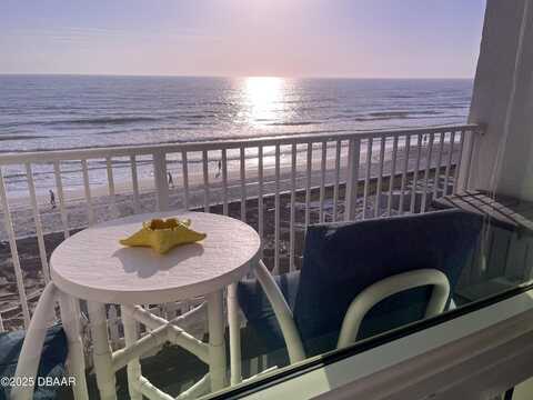 935 S Atlantic Avenue, Daytona Beach, FL 32118